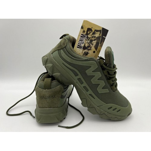 Треккинговые кроссовки «MAGNUM» летние в Норильске