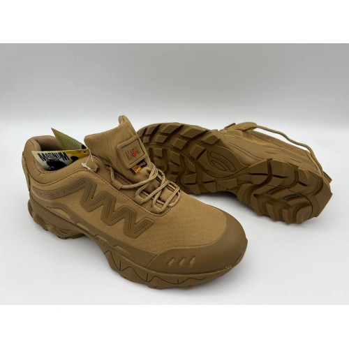 Треккинговые кроссовки «MAGNUM» летние в Норильске